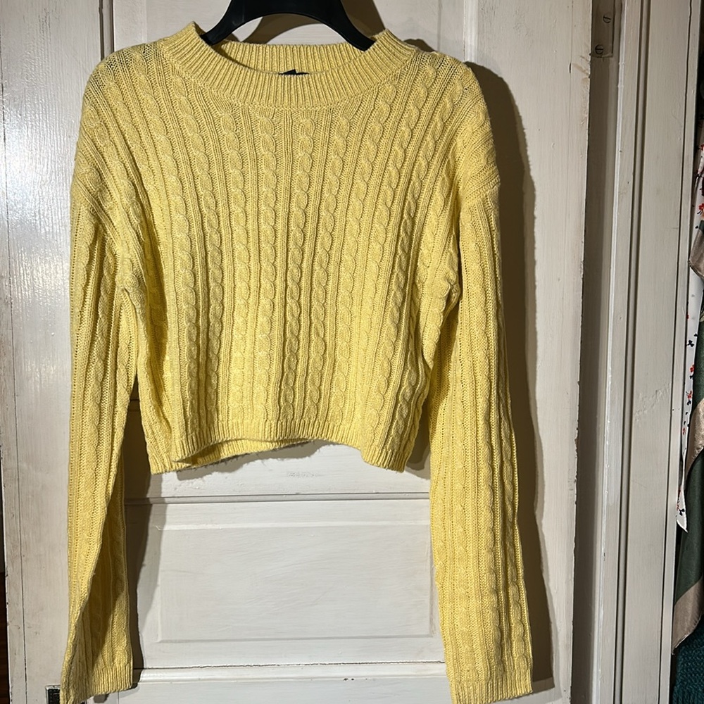 UK2LA Cropped-Knit Sweater